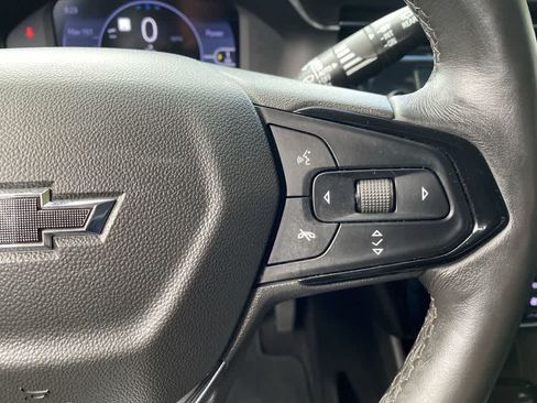 Used 2023 Chevrolet Bolt EUV Premier w/ Sun & Sound Package FWD image 22