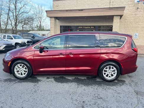 Used 2021 Chrysler Voyager Lxi FWD image 37