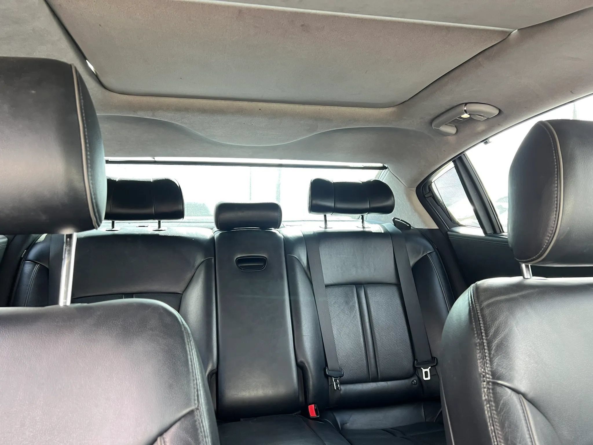 Used 2015 Kia K900 Luxury RWD image 18