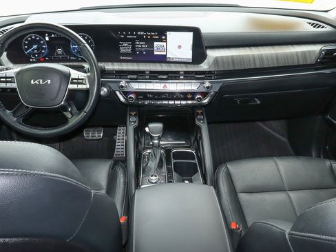 Used 2024 Kia Telluride SX image 11