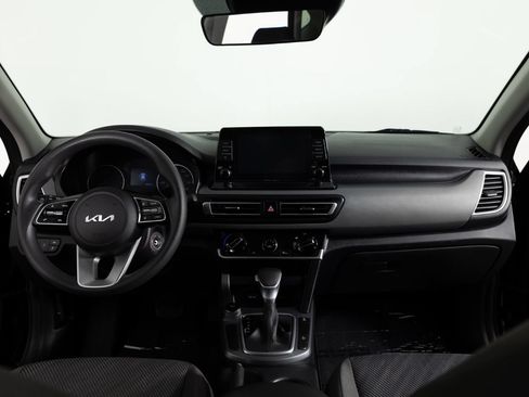 Used 2022 Kia Seltos LX AWD/4WD image 32