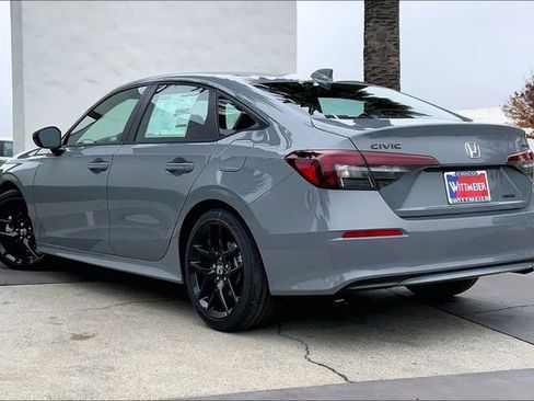 Used 2026 Honda Civic Sport image 3