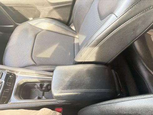 Used 2024 Jeep Compass Latitude image 29