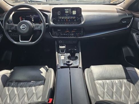 Certified 2021 Nissan Rogue Platinum image 12