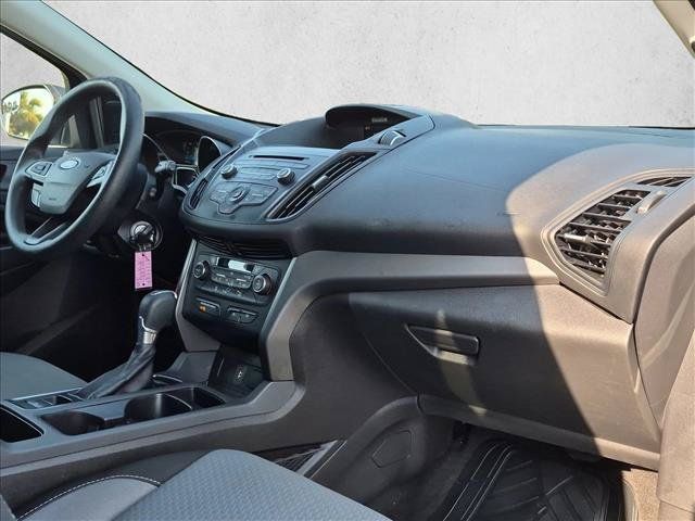 Used 2017 Ford Escape SE FWD image 22