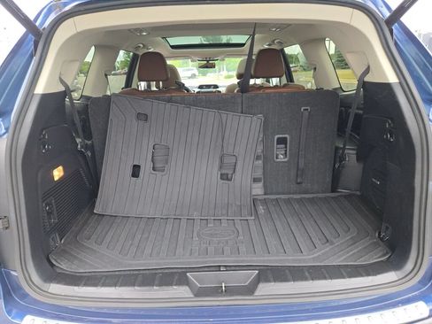 Used 2019 Subaru Ascent Touring w/ Popular Package #3 AWD/4WD image 18