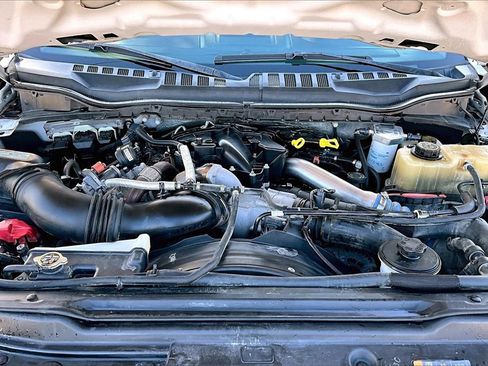 Used 2019 Ford F350 XLT w/ XLT Premium Package image 10