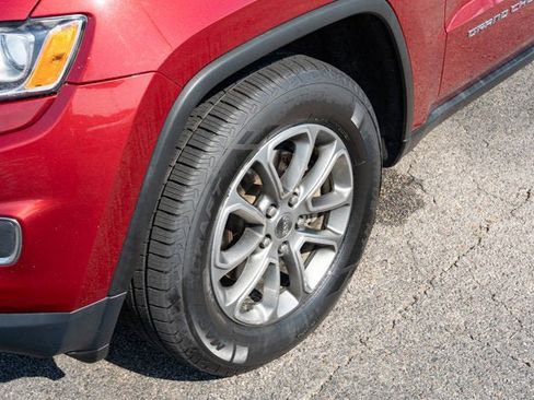Used 2014 Jeep Grand Cherokee Limited w/ Trailer Tow Group IV AWD/4WD image 9