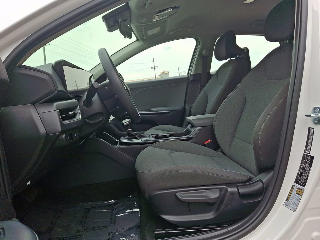 Certified 2025 Kia K4 FWD image 13