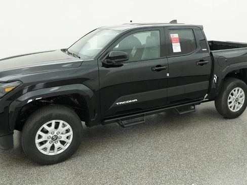 New 2026 Toyota Tacoma SR5 AWD/4WD image 2
