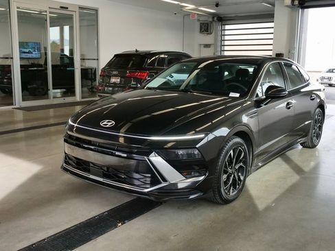 Used 2024 Hyundai Sonata SEL image 3