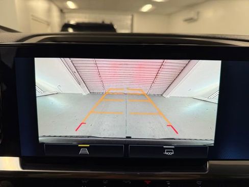 Used 2023 Chevrolet Silverado 1500 RST w/ Z71 Off-Road Package image 20