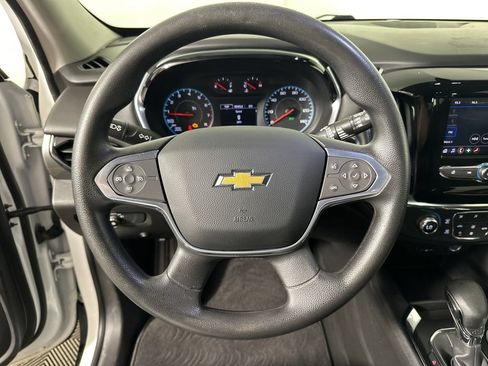 Used 2021 Chevrolet Traverse LS AWD/4WD image 22