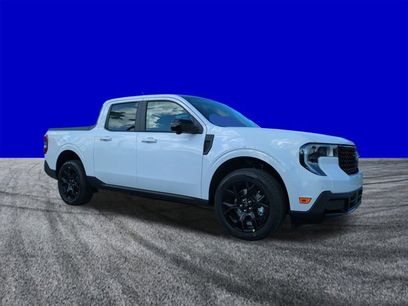 New 2025 Ford Maverick Lariat w/ Black Appearance Package