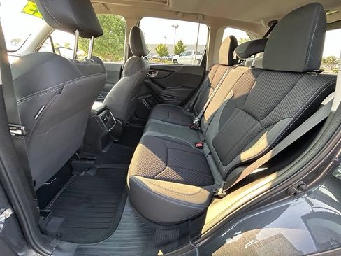 Used 2024 Subaru Forester Premium AWD/4WD image 23