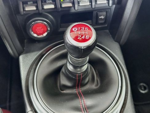 Used 2018 Subaru BRZ tS RWD image 24