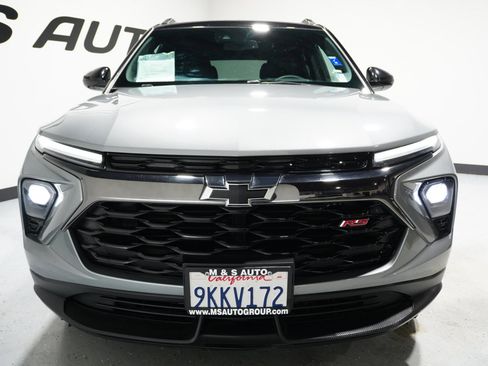 Used 2024 Chevrolet TrailBlazer RS w/ Convenience Package image 2