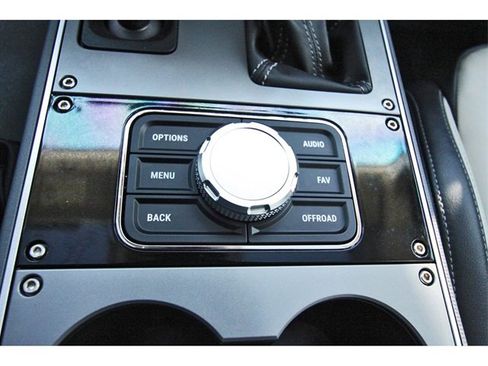 Used 2025 INEOS Grenadier Fieldmaster Edition image 27