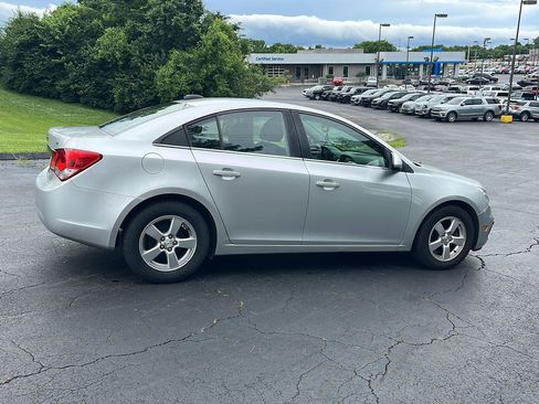 Used 2015 Chevrolet Cruze LT FWD image 6