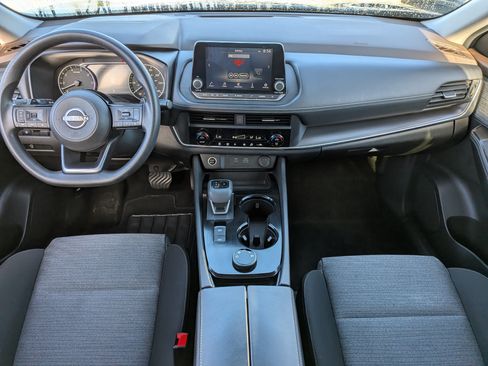 Used 2023 Nissan Rogue SV AWD/4WD image 16