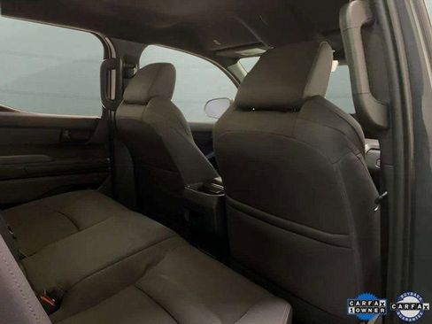 Used 2025 Toyota Tacoma SR5 image 18