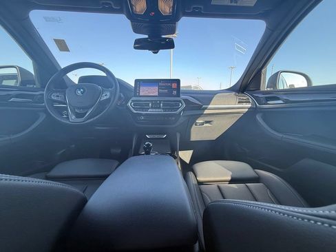 Used 2025 BMW X4 xDrive30i AWD/4WD image 25