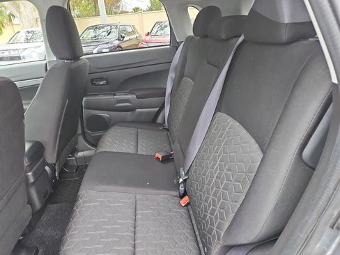 Used 2024 Mitsubishi Outlander Sport SE image 12