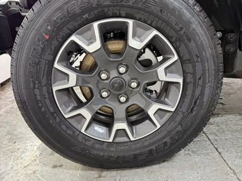 New 2026 Jeep Gladiator Sahara image 10