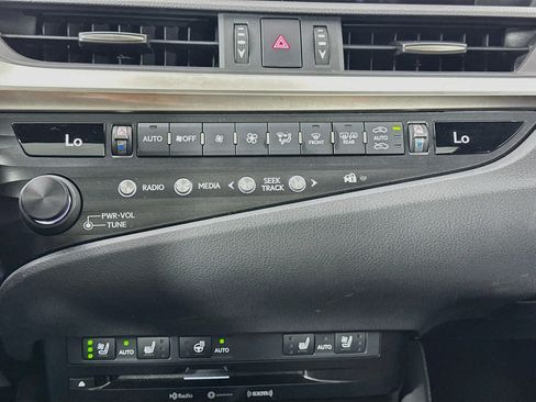 Used 2020 Lexus ES 350 F Sport w/ Accessory Package 2 FWD image 24