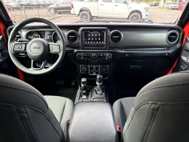 Used 2023 Jeep Wrangler Unlimited Sport AWD/4WD image 9