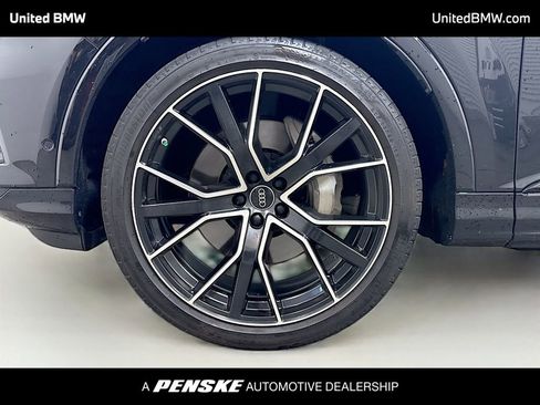 Used 2023 Audi Q7 3.0T Prestige w/ Prestige Package AWD/4WD image 2