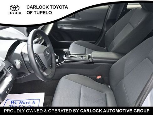 Used 2024 Toyota Prius XLE image 10