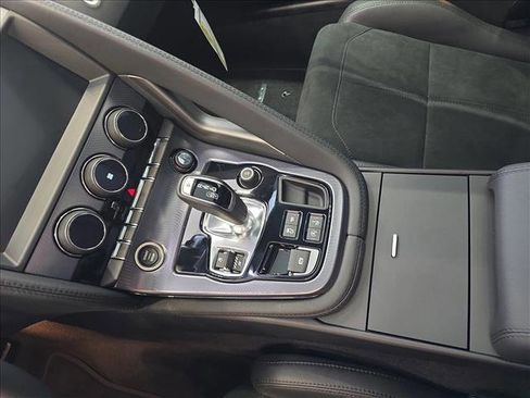 New 2024 Jaguar F-TYPE R-Dynamic image 21