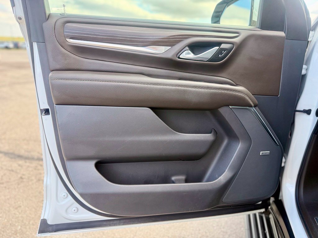 Used 2021 GMC Yukon Denali AWD/4WD image 7