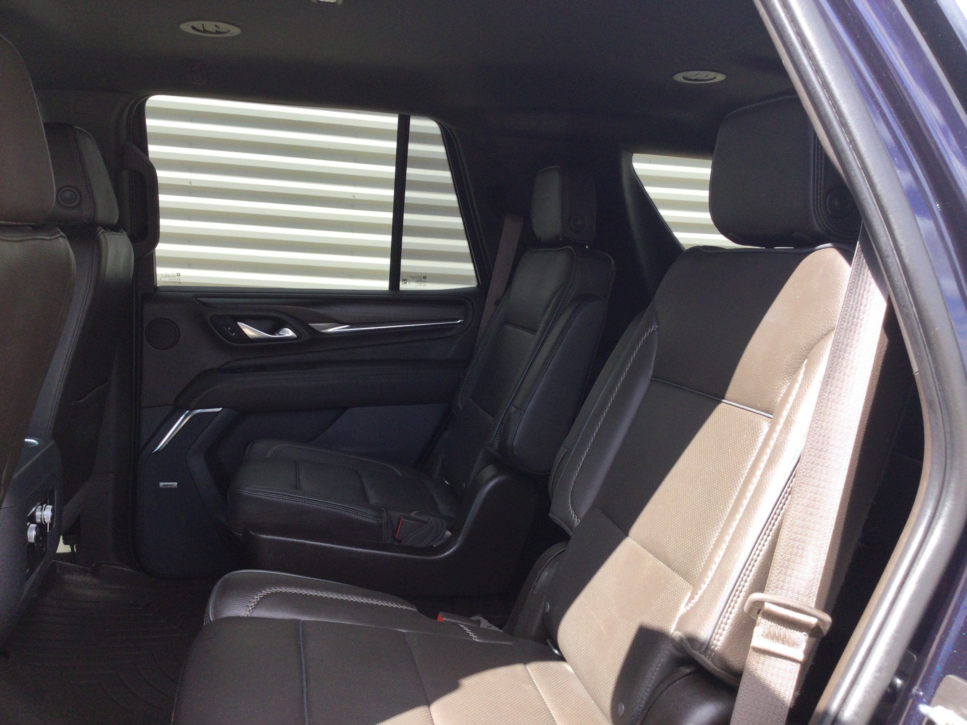 Used 2022 GMC Yukon Denali AWD/4WD image 7