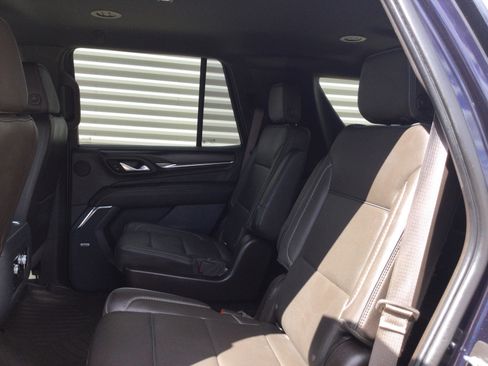Used 2022 GMC Yukon Denali AWD/4WD image 7