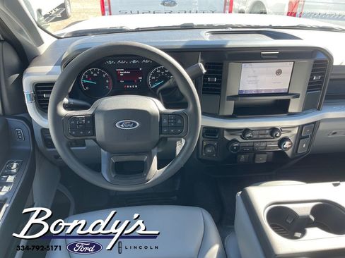 New 2026 Ford F250 XL image 3