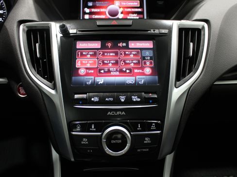 Used 2015 Acura TLX w/ Technology Package FWD image 16