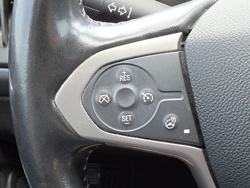 Used 2019 Chevrolet Colorado Z71 AWD/4WD image 16