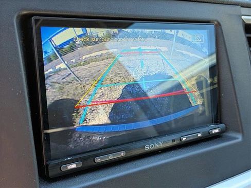 Used 2014 Toyota Highlander XLE image 7