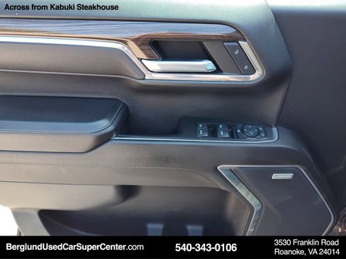Used 2022 Chevrolet Silverado 1500 LT Trail Boss w/ LT Trail Boss Premium Package AWD/4WD image 21