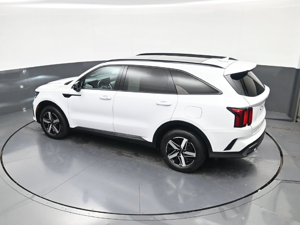 Used 2023 Kia Sorento EX w/ Panoramic Sunroof Package FWD image 32
