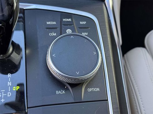 Used 2021 BMW 330i xDrive Sedan w/ Convenience Package image 8