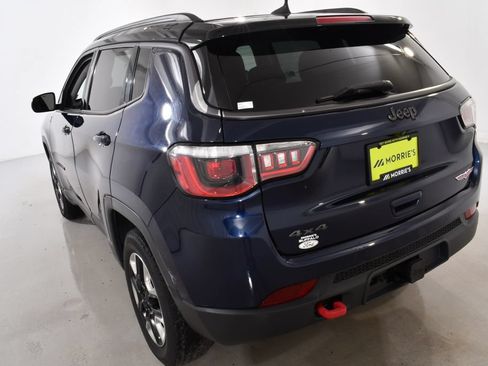 Used 2017 Jeep Compass Trailhawk w/ Leather Interior Group AWD/4WD image 14