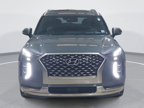 Used 2022 Hyundai Palisade Calligraphy image 2