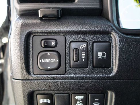 Used 2022 Toyota 4Runner SR5 Premium w/ Moonroof Package RWD image 63