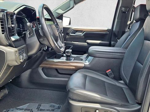 Used 2023 Chevrolet Silverado 1500 RST w/ Convenience Package II AWD/4WD image 17
