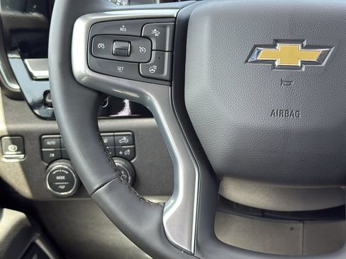 Used 2026 Chevrolet Silverado 1500 LTZ AWD/4WD image 16
