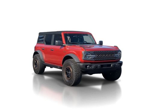 Used 2022 Ford Bronco Badlands w/ Sasquatch Package image 2