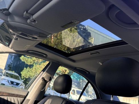 Used 2004 Mercedes-Benz E 500 4MATIC Sedan image 10